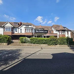The Luton Hotel